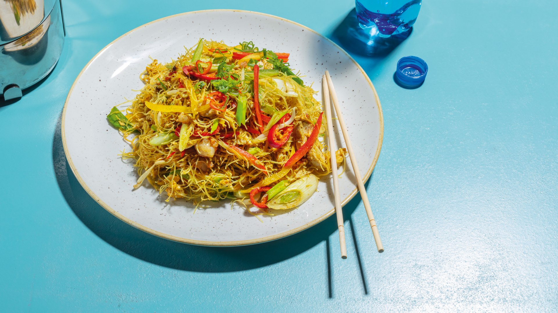 Banner_Singapore Noodles_take away_LO! Kreuz Restaurant_Jona_Rapperswil.jpg
